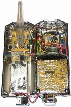 Figure 6 — UFO-001 internals — the circuit boards carrying the 5 ICs and 3 transistors that make up the keyer logic and output stage. (Source: radiomuseum.org.)